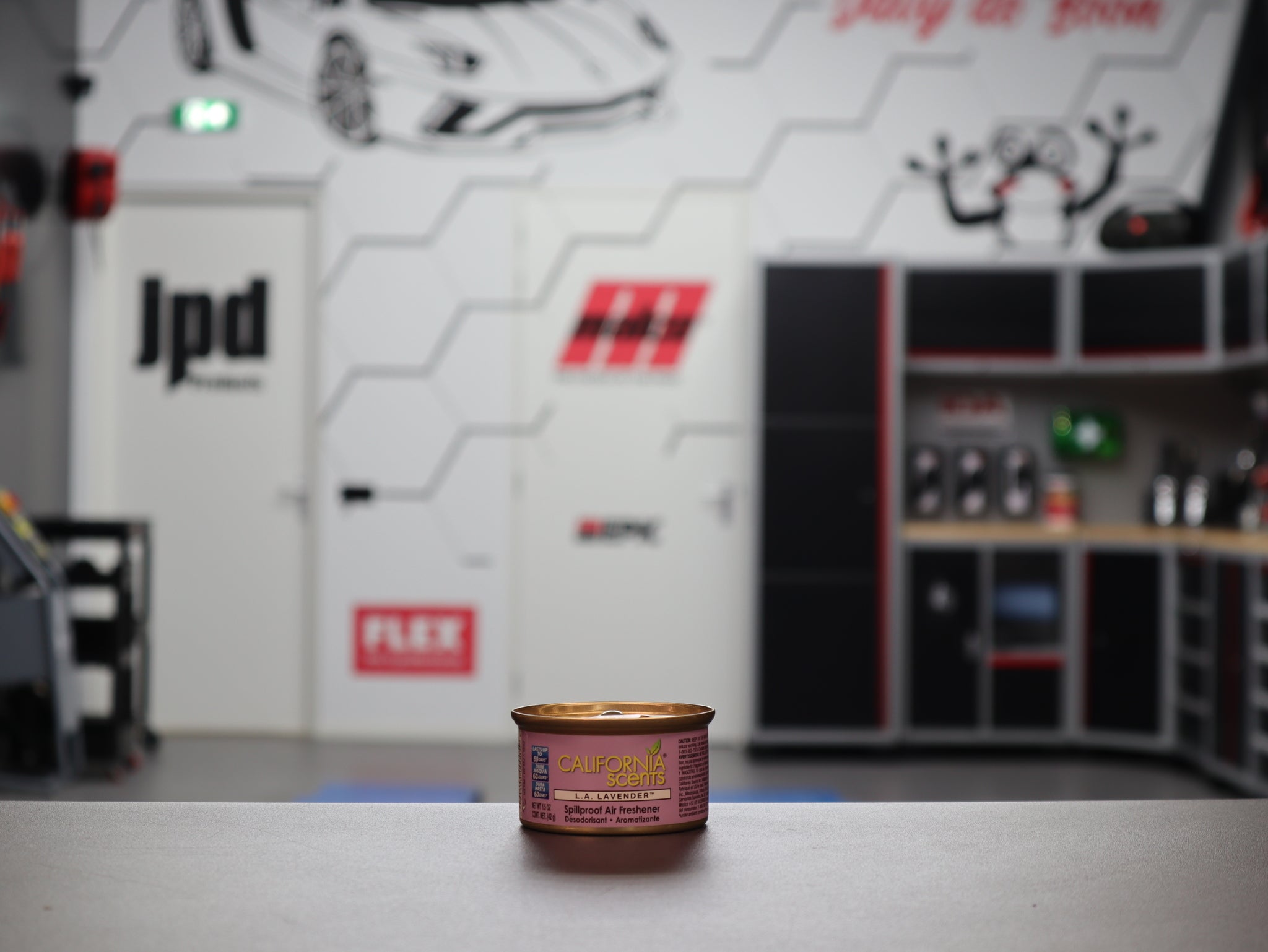 Spillproof can California Scents