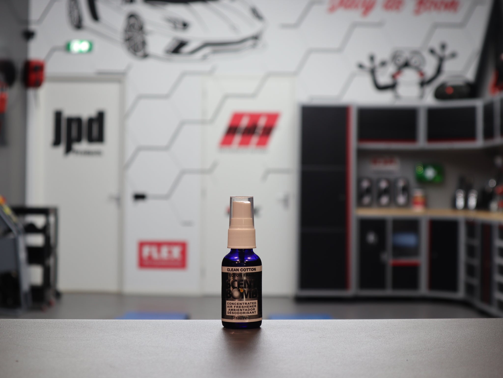 Scent bomb Sprayer